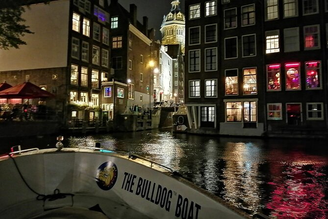 Amsterdam The Bulldog Boat Smoke Friendly Cruise + 2 drinks - What the guide commentary adds