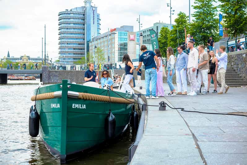 Amsterdam: The Newest Canal Cruise with Drink Option - Why this short canal cruise works