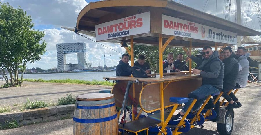 Amsterdam: The Original BUBBLES & BIKE Private Prosecco Tour - Cold Prosecco and your own soundtrack