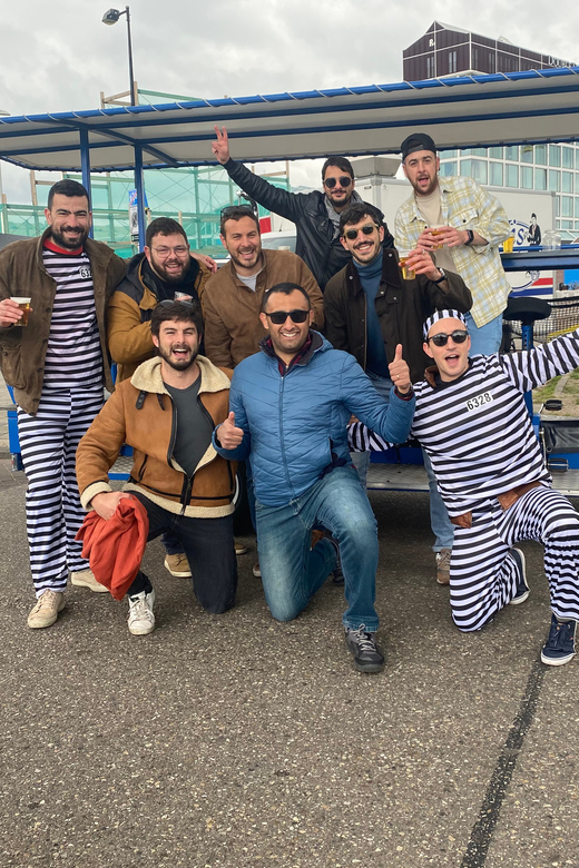 Amsterdam: The Original BUBBLES & BIKE Private Prosecco Tour - How the 85 minutes feels