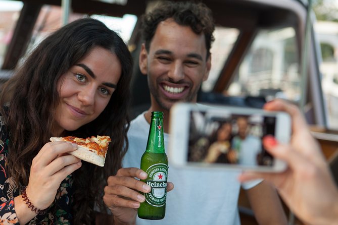 Amsterdam The Original Pizza Cruise with Unlimited Drinks - Why evening is the right time for the canals