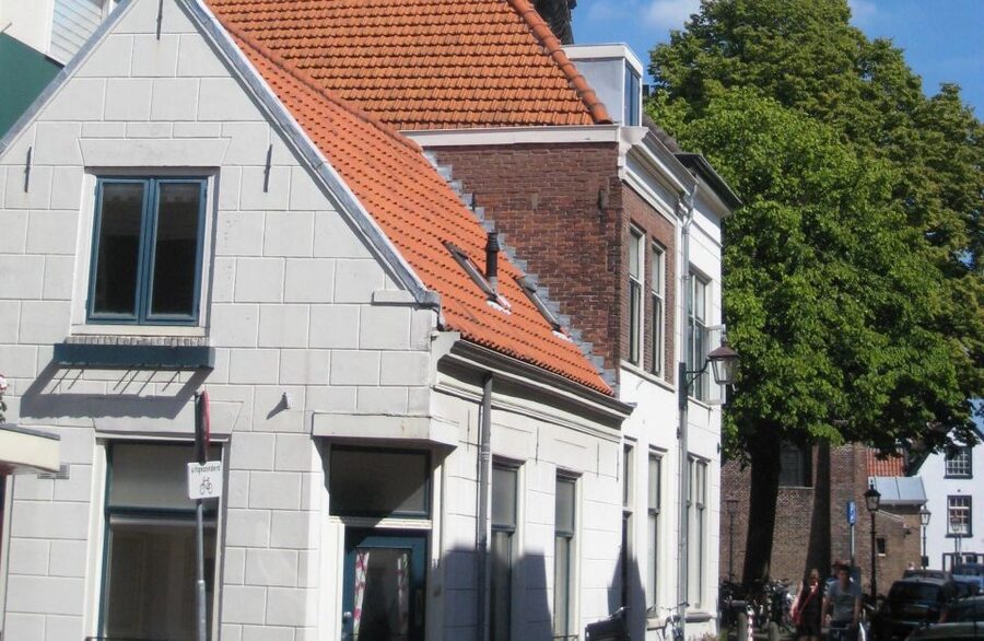 Amsterdam to Haarlem: Private Day-Trip Experience - Walking Haarlem’s canals and old streets