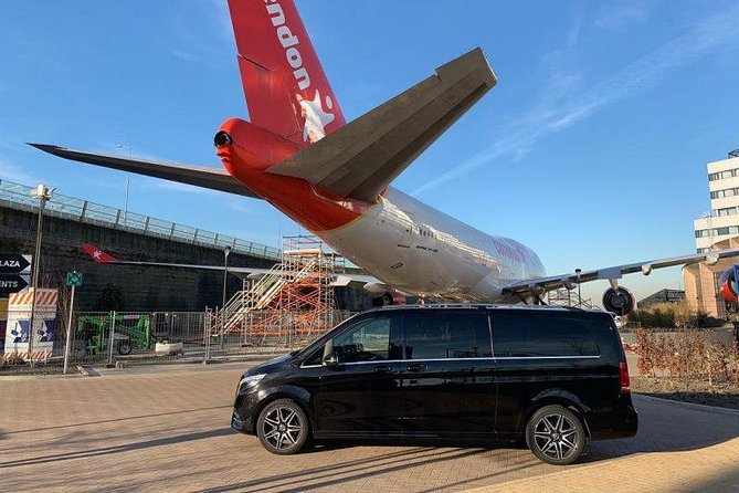 Amsterdam to Schiphol Airport Transfer Comfort & service. - Early departures are where this service earns its keep