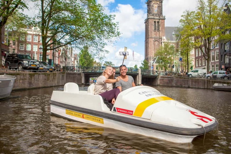 Amsterdam: Unique Pedal Boat Experience in the Canals - Following the free map and QR-code route