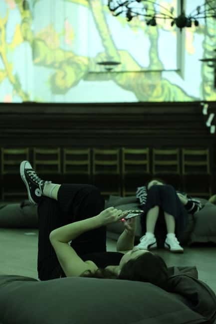 Amsterdam: Van Gogh and Rembrandt Immersive Experience Entry - Choosing between beanbags and a slow walk