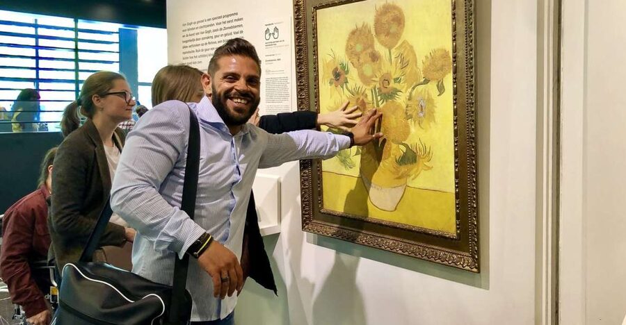 Amsterdam: Van Gogh Museum Masterpieces Tour up to 8 guests - Two hours with Van Gogh’s changing style