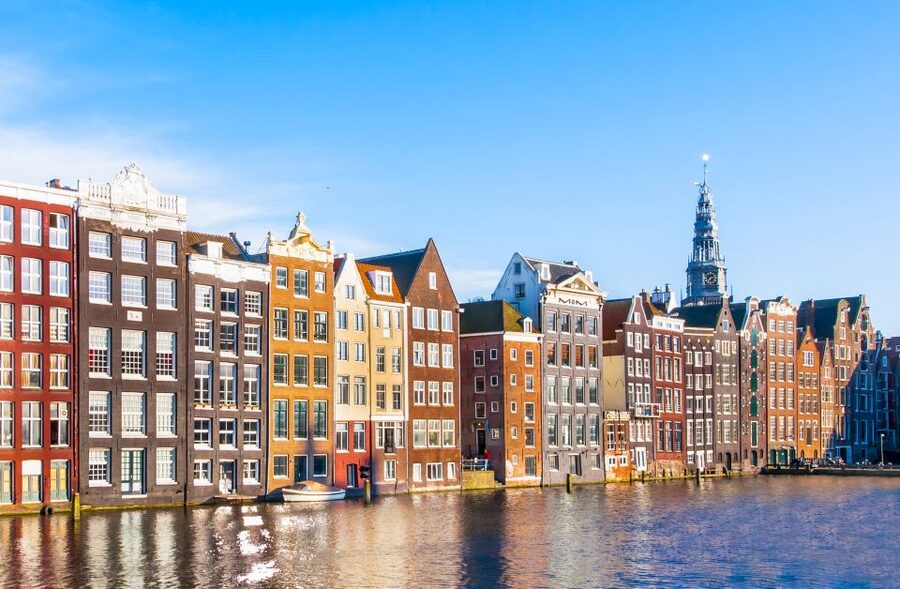Amsterdam Walking Tour and Canal Cruise - Walking comfort and weather planning