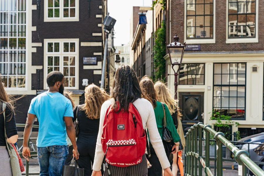 Amsterdam: Walking Tour, Jewish Museum & Synagogue Tickets - Who will get the most from this experience?