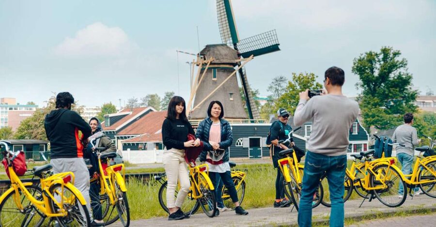 Amsterdam: Waterland District Countryside Villages Bike Tour - Guides, group pace, and the feel of the tour