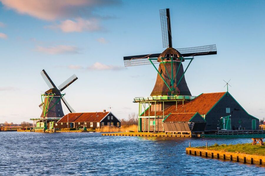 Amsterdam: Windmills, Edam, Volendam and Marken Private Tour - Should you book it?