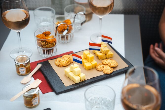 Amsterdam: Wine and Cheese Evening Cruise - What the 90-minute route gives you