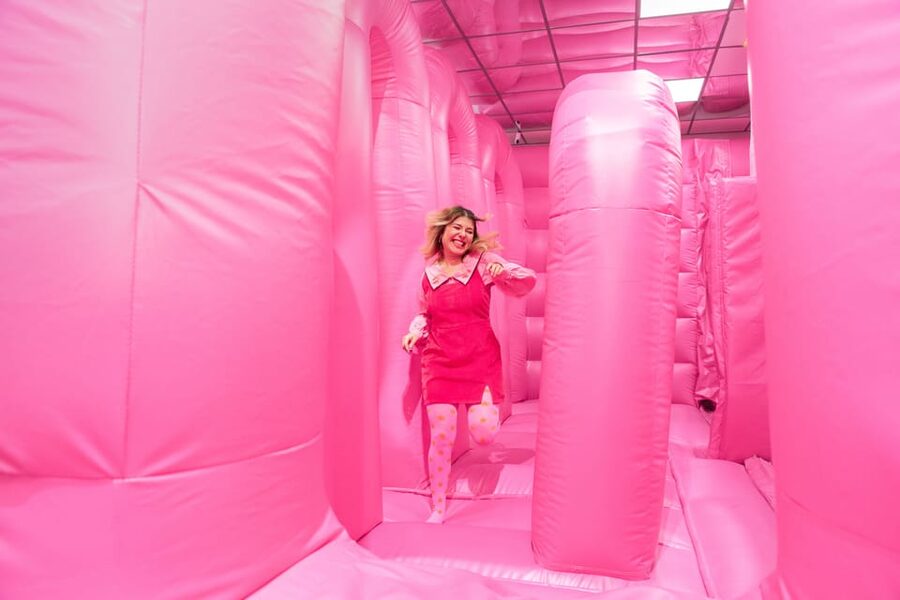 Amsterdam: WONDR Immersive Playground Experience Ticket - Karaoke booths, claw machines, and the bouncy castle