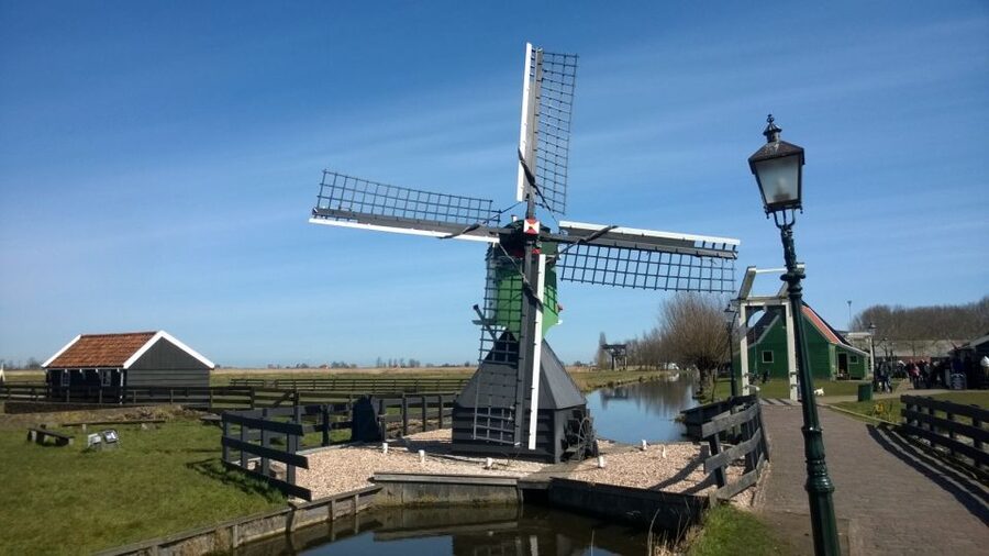 Amsterdam: Zaanse Schans 3-Hour Small Group Tour - Tasting Dutch cheese at the farm