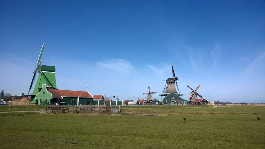 Amsterdam: Zaanse Schans 3-Hour Small Group Tour - Meeting near Amsterdam Centraal