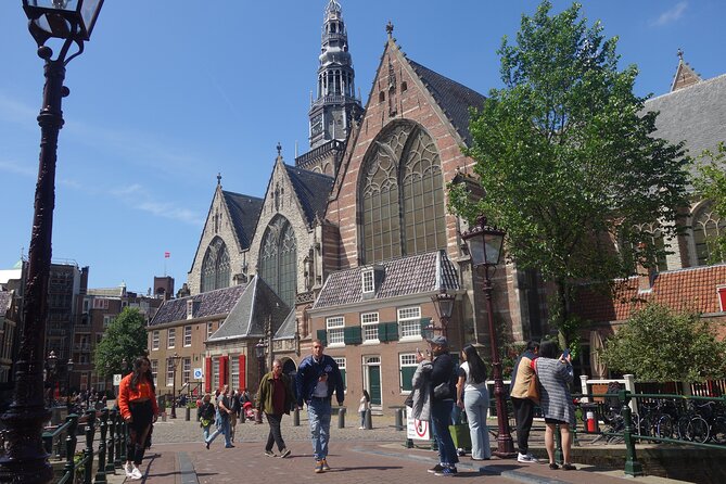 Anne Frank and Amsterdam Jewish History Walking Tour - The guide can make or break the experience