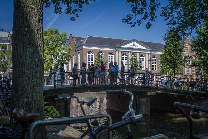 Anne Frank Private Bike Tour in Amsterdam - Seven-speed bikes and Amsterdam traffic