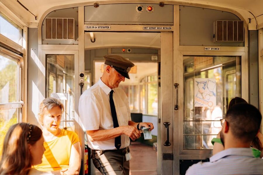 Arnhem: Dutch Open Air Museum Entry Ticket - Dutch food and ordinary daily life