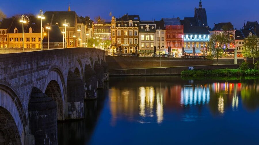 Best of Maastricht: Private Walking Tour with a Local - St. Servatius Basilica and Vrijthof