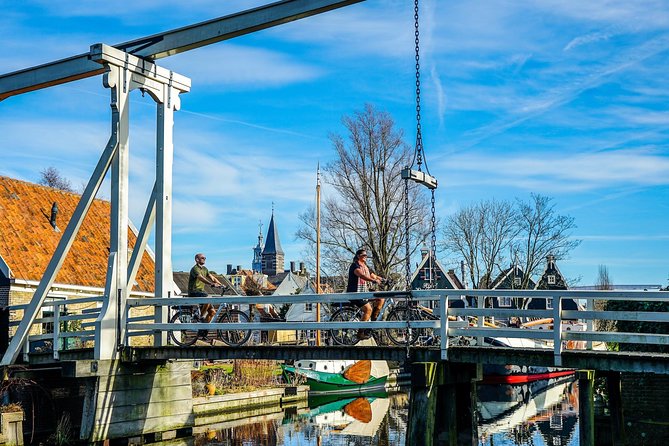 Bike rental Volendam - Explore the Countryside of Amsterdam - Bikes, route help, and physical effort