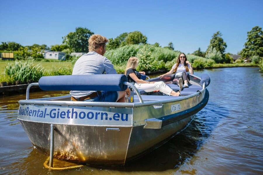 Boatrental 2 Hours 8 Person with Steeringwheel and cushions - Following the canals toward Bovenwijde