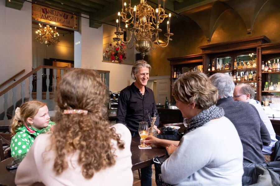 Boutique Dutch Food & History Tour with up to 8 guests only - Meeting at Papeneiland Café