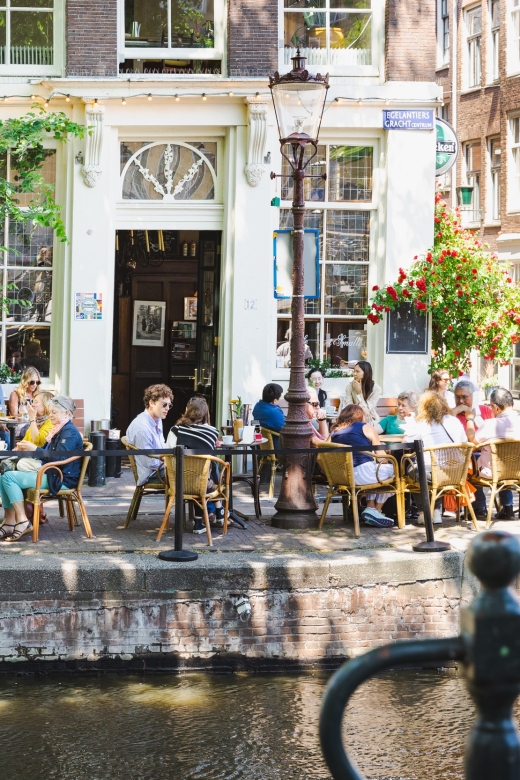 Boutique Dutch Food & History Tour with up to 8 guests only - Saturday: the Lindengracht market changes the pace