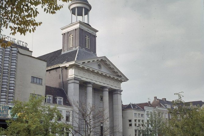 Castles, Canals and Good Folk: A Self-Guided Audio Tour of Utrecht - Starting at Hoog Catharijne and the city market