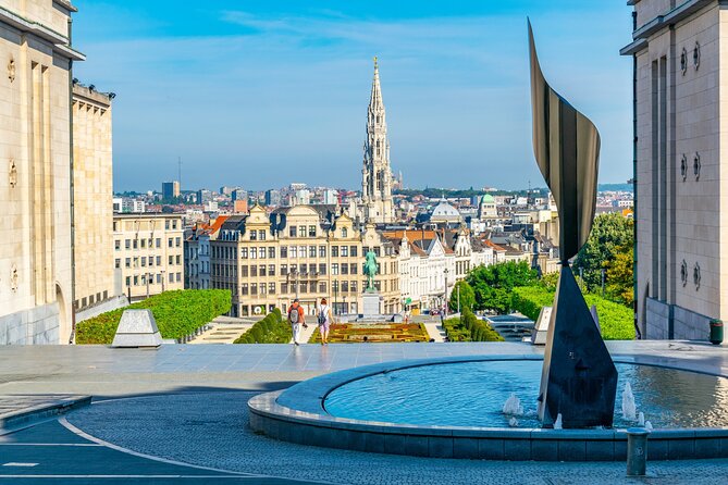 Charms of Brussels and Bruges Day Trip from Amsterdam - Finding lunch and Belgian chocolate in Brussels