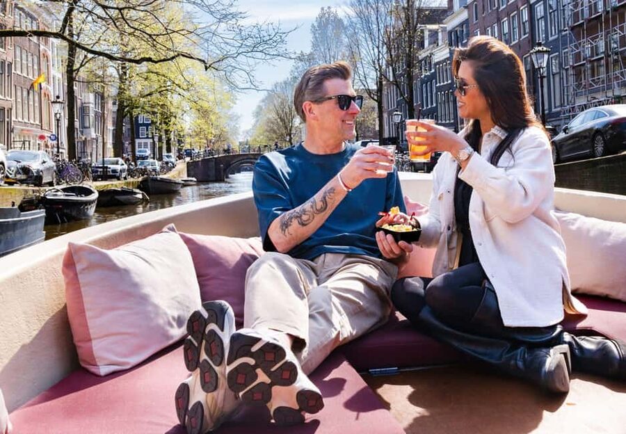 CHEESE AND DRINKS TOUR: A TASTE OF AMSTERDAM ON THE CANALS - Key points before you book