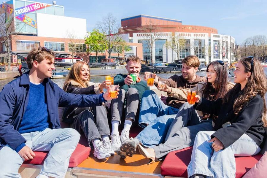 CHEESE AND DRINKS TOUR: A TASTE OF AMSTERDAM ON THE CANALS - Het Scheepvaartmuseum and Stopera