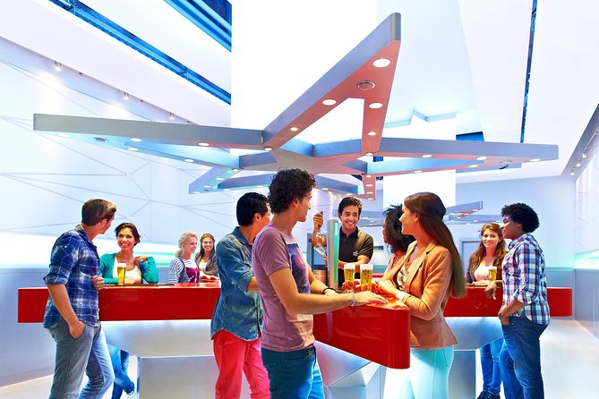 Combo Ticket: Heineken Experience Amsterdam and 1h Canal Cruise - Taking the Lovers Canal Cruise
