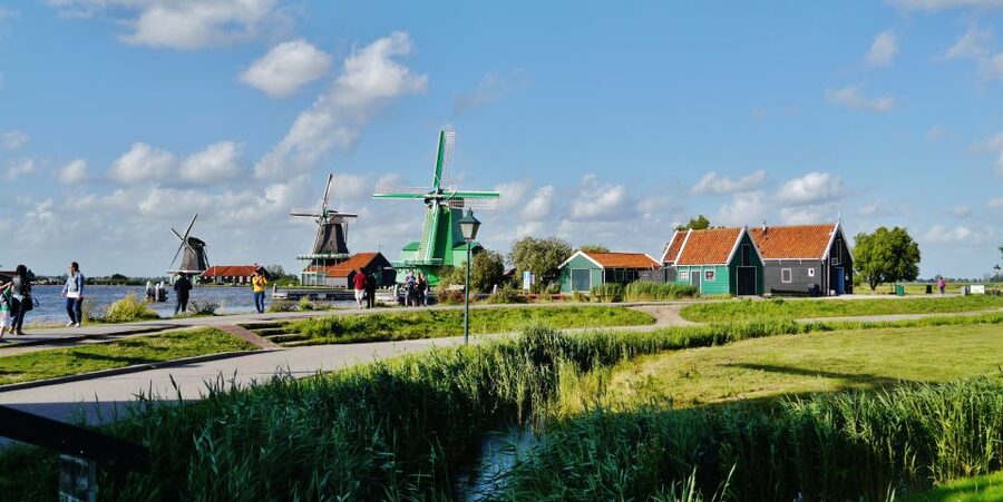 Day Trip to Zaanse Schans, Volendam and Marken - Why this private countryside day works
