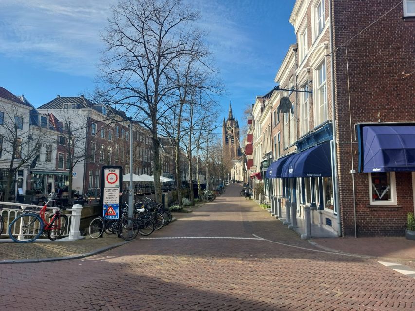 Delft: Dive into the Golden Age on a Private Walking Tour - Canals, churches, and Delft’s 75 bridges