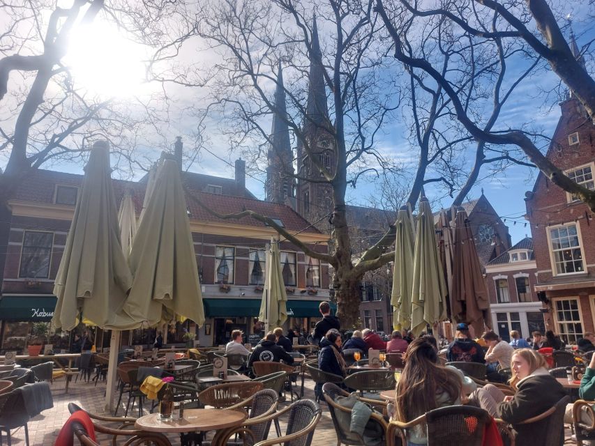 Delft: Dive into the Golden Age on a Private Walking Tour - Meeting Hugo Grotius on Market Square