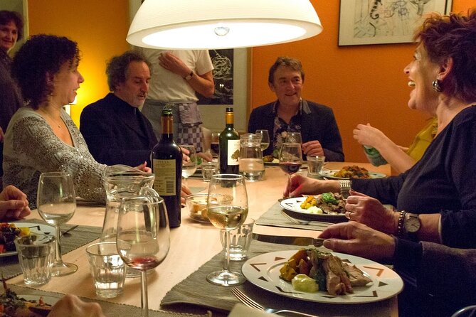 Dining With The Dutch: Enjoy A Delicious 4-Course Family Meal - Why the setting adds real value