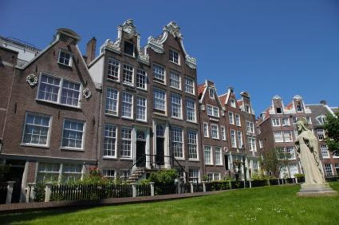Discover Breda with a self-guided Outside Escape city game tour! - From Breda Station to the Nassau Monument
