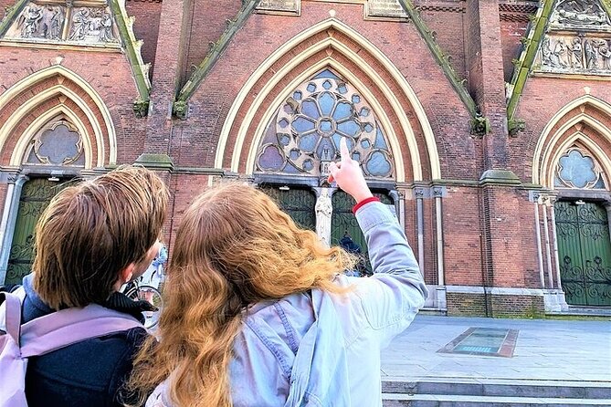Discover Maastricht with a self-guided Outside Escape city game - A bookstore, a church, and small discoveries