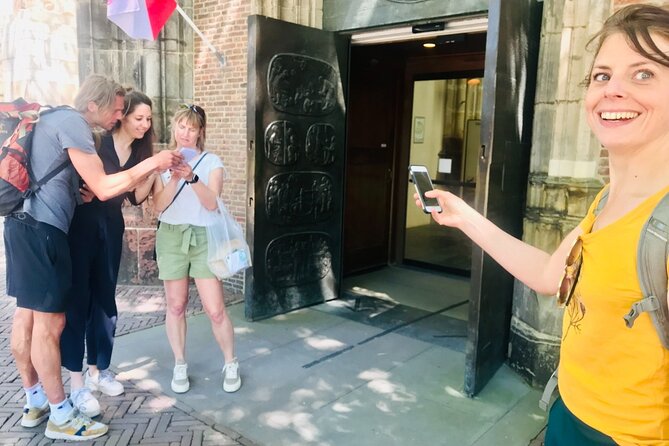 Discover the best spots in Dordrecht with Outside Escape - Finishing at the historic city hall