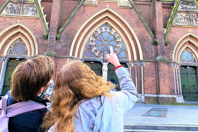 Discover Utrecht with a self-guided Outside Escape city game tour - Who will enjoy this Utrecht game most