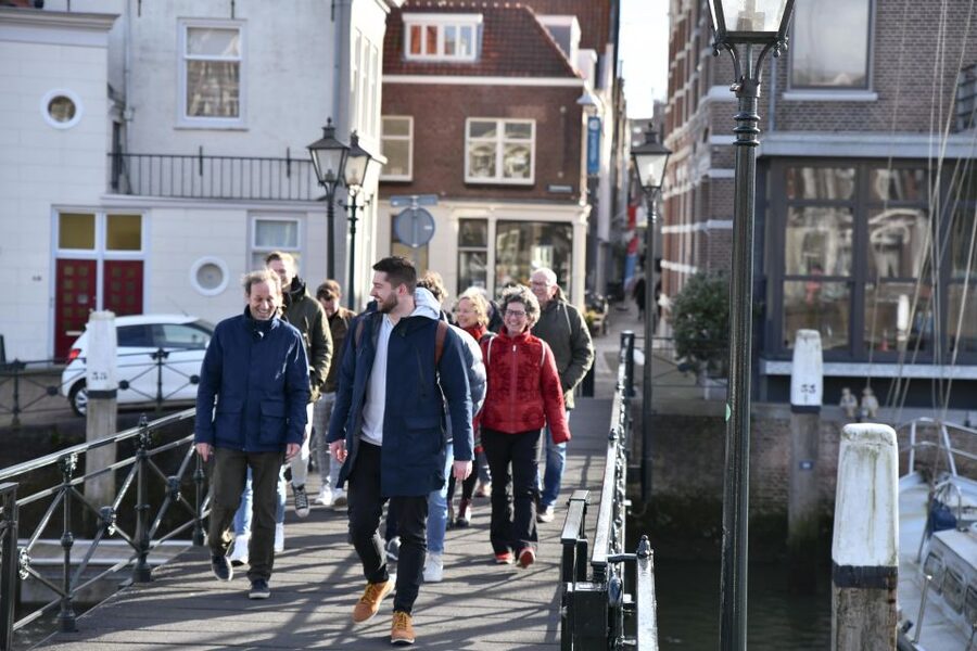Dordrecht: Highlights and Hidden Gems Walking Tour - Lesser-known corners and modern Dordrecht