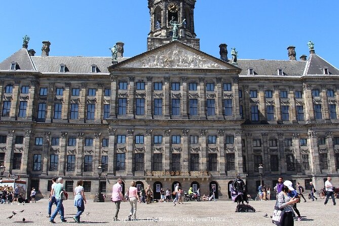 Dutch Golden Age: Private Tour of Amsterdam & Rembrandt's House - Amsterdam’s Golden Age, explained through streets and houses