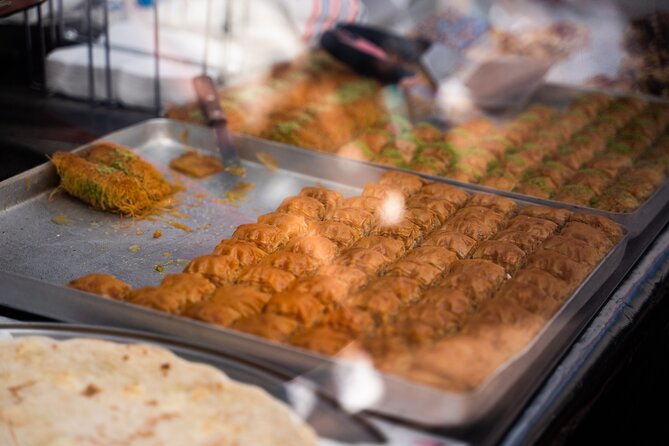 Dutch Street Food Tour on Amsterdam Market - Who will enjoy this Amsterdam food tour most