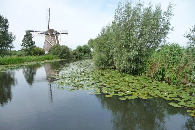 E-Bike PRIVATE tour Countryside of Amsterdam Volendam Marken - Monnickendam adds a shipping-town story