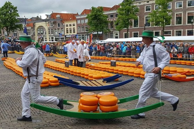 e-Scavenger hunt Alkmaar: Explore the city at your own pace - The Accijnstoren and Hof Van Sonoy