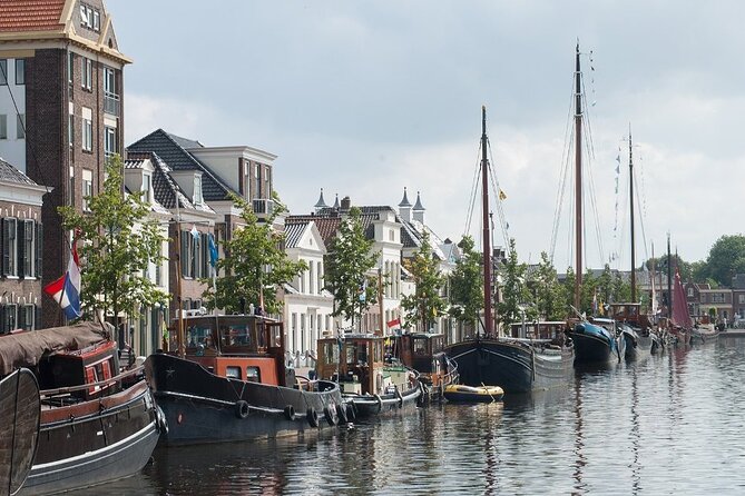 e-Scavenger hunt Assen: Explore the city at your own pace - Starting at Stationsplein 2