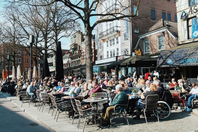 e-Scavenger hunt Enschede: Explore the city at your own pace - Price, group size, and value