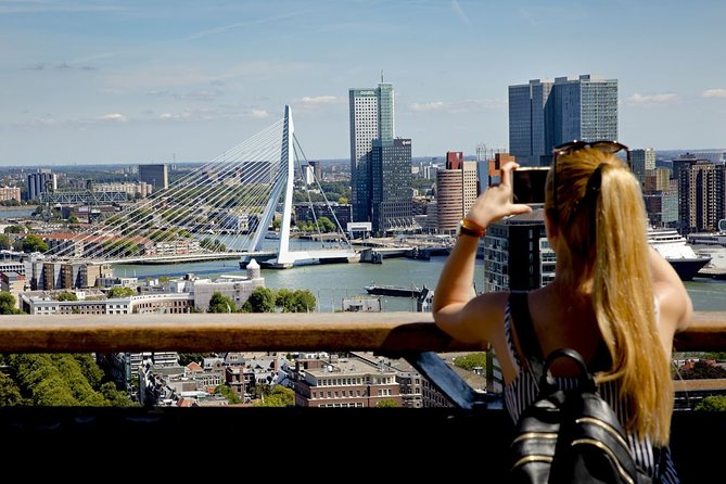 e-Scavenger hunt Rotterdam: Explore the city at your own pace - How the phone game performs in real use
