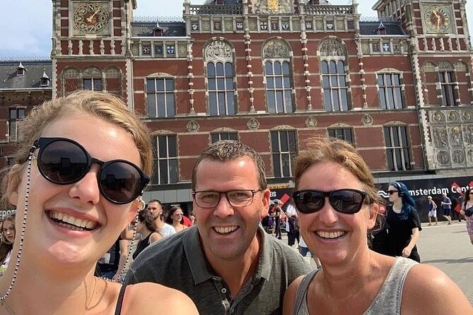 e-Scavenger hunt Tiel: Explore the city at your own pace - Sint-Maartenskerk and centuries of local history