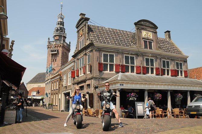 E-scooter rental Volendam - Countryside of Amsterdam - Monnickendam and its old harbor