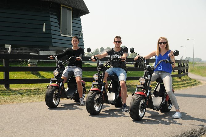 E-scooter rental Volendam - Countryside of Amsterdam - Returning by boat from Marken